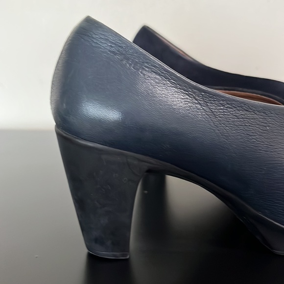 Wonders Leather Suede Mixed Material Heels | Made in Spain - Picture 13 of 16